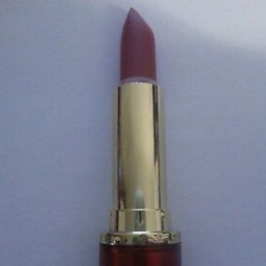 Yria Yves Rocher lipstick Cerise 104